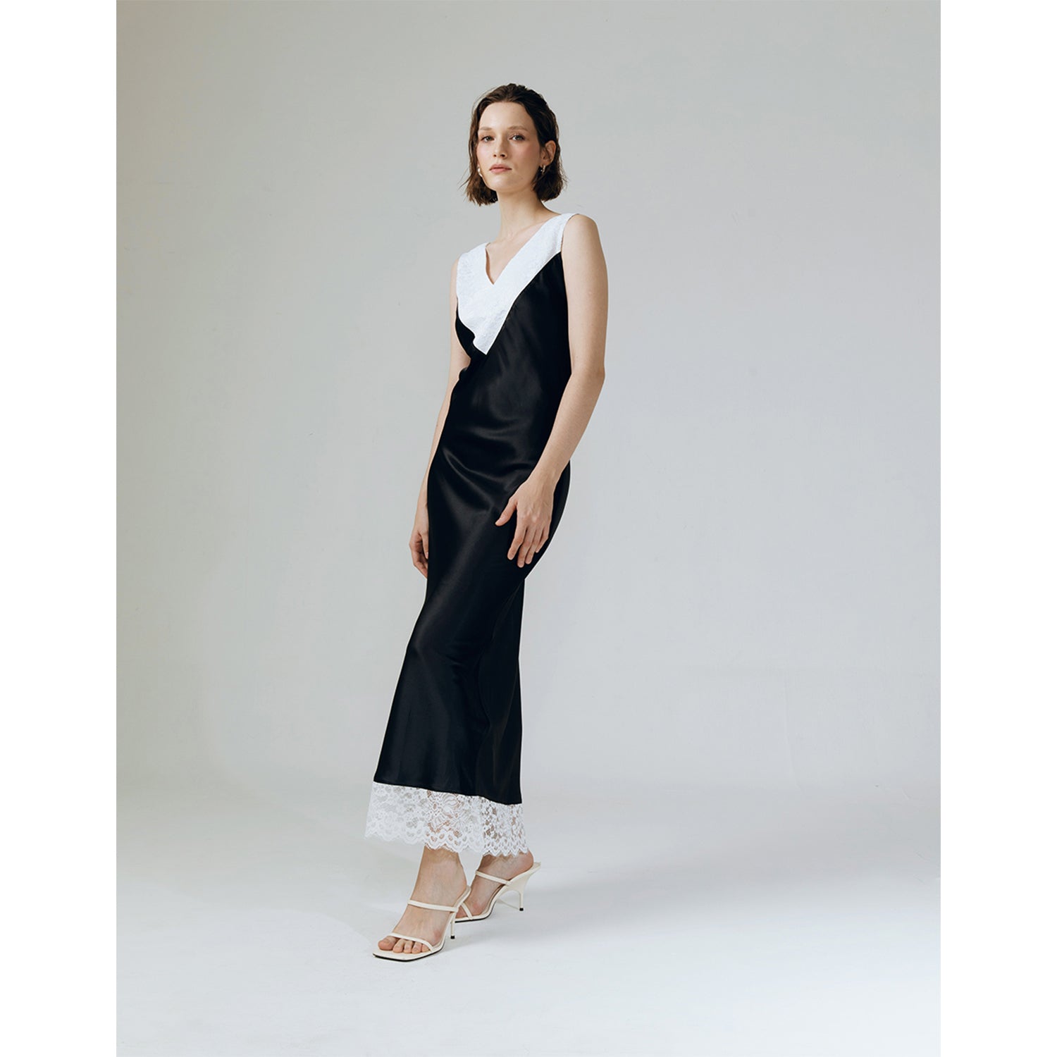 GRACE LACE SILK BLACK MAXI DRESS – ATS THE LABEL