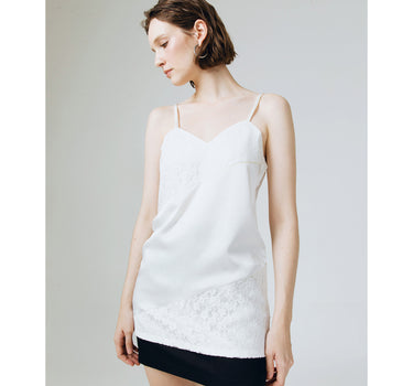 WHITE LACE-DETAILED SATIN CAMISOLE